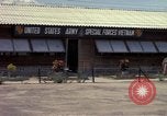 Image des Forces spéciales de l'armée des États-Unis Vietnam, 1964, de la seconde 26 séquences d'archives historiques vidéo 65675069976