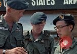 Image des Forces spéciales de l'armée des États-Unis Vietnam, 1964, de la seconde 36 séquences d'archives historiques vidéo 65675069976
