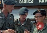 Image des Forces spéciales de l'armée des États-Unis Vietnam, 1964, de la seconde 38 séquences d'archives historiques vidéo 65675069976