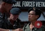 Image des Forces spéciales de l'armée des États-Unis Vietnam, 1964, de la seconde 55 séquences d'archives historiques vidéo 65675069976