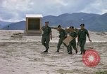 Image des Forces spéciales de l'armée des États-Unis Vietnam, 1964, de la seconde 7 séquences d'archives historiques vidéo 65675069977