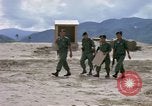 Image des Forces spéciales de l'armée des États-Unis Vietnam, 1964, de la seconde 8 séquences d'archives historiques vidéo 65675069977