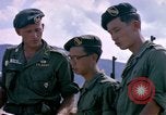 Image des Forces spéciales de l'armée des États-Unis Vietnam, 1964, de la seconde 43 séquences d'archives historiques vidéo 65675069977