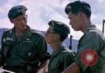 Image des Forces spéciales de l'armée des États-Unis Vietnam, 1964, de la seconde 44 séquences d'archives historiques vidéo 65675069977