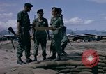 Image des Forces spéciales de l'armée des États-Unis Vietnam, 1964, de la seconde 13 séquences d'archives historiques vidéo 65675069978