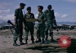 Image des Forces spéciales de l'armée des États-Unis Vietnam, 1964, de la seconde 14 séquences d'archives historiques vidéo 65675069978