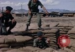 Image des Forces spéciales de l'armée des États-Unis Vietnam, 1964, de la seconde 41 séquences d'archives historiques vidéo 65675069978