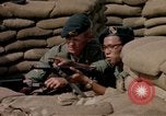 Image des Forces spéciales de l'armée des États-Unis Vietnam, 1964, de la seconde 44 séquences d'archives historiques vidéo 65675069978