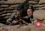 Image des Forces spéciales de l'armée des États-Unis Vietnam, 1964, de la seconde 45 séquences d'archives historiques vidéo 65675069978