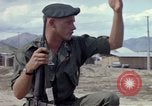 Image des Forces spéciales de l'armée des États-Unis Vietnam, 1964, de la seconde 56 séquences d'archives historiques vidéo 65675069978