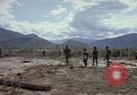 Image des Forces spéciales de l'armée des États-Unis Vietnam, 1964, de la seconde 15 séquences d'archives historiques vidéo 65675069979
