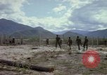 Image des Forces spéciales de l'armée des États-Unis Vietnam, 1964, de la seconde 17 séquences d'archives historiques vidéo 65675069979