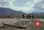 Image des Forces spéciales de l'armée des États-Unis Vietnam, 1964, de la seconde 20 séquences d'archives historiques vidéo 65675069979