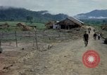 Image Le Capitaine Roger Donlon Vietnam, 1964, de la seconde 34 séquences d'archives historiques vidéo 65675069980