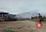 Image Le Capitaine Roger Donlon Vietnam, 1964, de la seconde 41 séquences d'archives historiques vidéo 65675069980