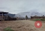 Image Le Capitaine Roger Donlon Vietnam, 1964, de la seconde 50 séquences d'archives historiques vidéo 65675069980
