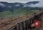 Image Le Capitaine Roger Donlon Vietnam, 1964, de la seconde 60 séquences d'archives historiques vidéo 65675069980