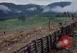 Image Le Capitaine Roger Donlon Vietnam, 1964, de la seconde 62 séquences d'archives historiques vidéo 65675069980