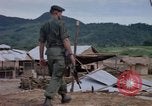 Standbild Captain Roger Donlon Vietnam, 1964, aus Sekunde 8 historischem Filmmaterial Videoclip 65675069981