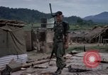 Standbild Captain Roger Donlon Vietnam, 1964, aus Sekunde 45 historischem Filmmaterial Videoclip 65675069981