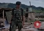 Standbild Captain Roger Donlon Vietnam, 1964, aus Sekunde 50 historischem Filmmaterial Videoclip 65675069981