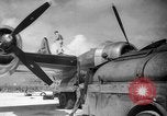 Standbild amerikanischen Bombardierungen Saipan Nördliche Marianen, 1944, aus Sekunde 53 historischem Filmmaterial Videoclip 65675069986