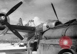 Standbild amerikanischen Bombardierungen Saipan Nördliche Marianen, 1944, aus Sekunde 55 historischem Filmmaterial Videoclip 65675069986
