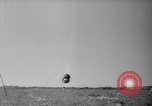 Standbild Flugzeuge Rettungsaktion test United States USA, 1944, aus Sekunde 13 historischem Filmmaterial Videoclip 65675069988