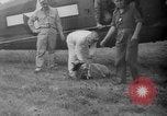 Standbild Flugzeuge Rettungsaktion test United States USA, 1944, aus Sekunde 36 historischem Filmmaterial Videoclip 65675069988