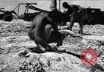Standbild Flugplatz Wiederaufbau Saipan Nördliche Marianen, 1945, aus Sekunde 20 historischem Filmmaterial Videoclip 65675069992