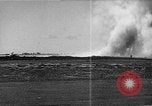 Standbild Flugplatz Wiederaufbau Saipan Nördliche Marianen, 1945, aus Sekunde 34 historischem Filmmaterial Videoclip 65675069992