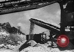 Standbild Flugplatz Wiederaufbau Saipan Nördliche Marianen, 1945, aus Sekunde 61 historischem Filmmaterial Videoclip 65675069992