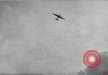 Standbild Bombardierung der Inseln Pacific Theater, 1944, aus Sekunde 6 historischem Filmmaterial Videoclip 65675069993