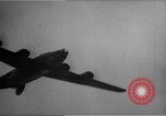 Standbild Bombardierung der Inseln Pacific Theater, 1944, aus Sekunde 19 historischem Filmmaterial Videoclip 65675069993