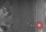 Standbild Bombardierung der Inseln Pacific Theater, 1944, aus Sekunde 50 historischem Filmmaterial Videoclip 65675069993