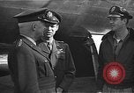 Standbild Hap Arnold Slip combat Crew Saipan Nördliche Marianen, 1944, aus Sekunde 43 historischem Filmmaterial Videoclip 65675069994
