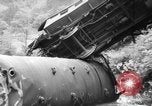 Immagine di Relitto del treno Austria, 1952, secondo 11 filmato di repertorio 65675070001