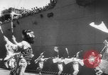 Immagine di La danza di benvenuto Giappone, 1952, secondo 6 filmato di repertorio 65675070002