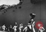 Immagine di La danza di benvenuto Giappone, 1952, secondo 11 filmato di repertorio 65675070002