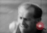 Standbild Olympische Rekorde Helsinki Finnland, 1952, aus Sekunde 24 historischem Filmmaterial Videoclip 65675070005