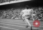 Standbild Olympische Rekorde Helsinki Finnland, 1952, aus Sekunde 53 historischem Filmmaterial Videoclip 65675070005