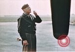 Standbild 351 Bombe Gruppenaktivitäten an RAF Polebrook England, 1943, aus Sekunde 10 historischem Filmmaterial Videoclip 65675070031