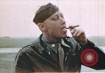 Standbild 351 Bombe Gruppenaktivitäten an RAF Polebrook England, 1943, aus Sekunde 18 historischem Filmmaterial Videoclip 65675070031