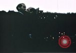Standbild auf USO tour Bob Hope unterhält Fliegern von 351 Bombe Gruppe England, 1943, aus Sekunde 56 historischem Filmmaterial Videoclip 65675070034