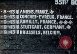 Standbild US 351 Bombe Gruppe Vorbereitung auf die Sendung über Deutschland England, 1943, aus Sekunde 17 historischem Filmmaterial Videoclip 65675070035