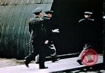 Standbild US 351 Bombe Gruppe Vorbereitung auf die Sendung über Deutschland England, 1943, aus Sekunde 33 historischem Filmmaterial Videoclip 65675070035