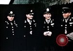 Standbild US 351 Bombe Gruppe Vorbereitung auf die Sendung über Deutschland England, 1943, aus Sekunde 39 historischem Filmmaterial Videoclip 65675070035