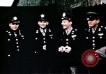 Standbild US 351 Bombe Gruppe Vorbereitung auf die Sendung über Deutschland England, 1943, aus Sekunde 43 historischem Filmmaterial Videoclip 65675070035