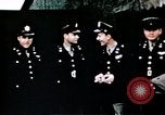 Standbild US 351 Bombe Gruppe Vorbereitung auf die Sendung über Deutschland England, 1943, aus Sekunde 45 historischem Filmmaterial Videoclip 65675070035