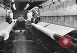 Immagine di Quartermaster requisito tessili United States USA, 1943, secondo 14 filmato di repertorio 65675070045